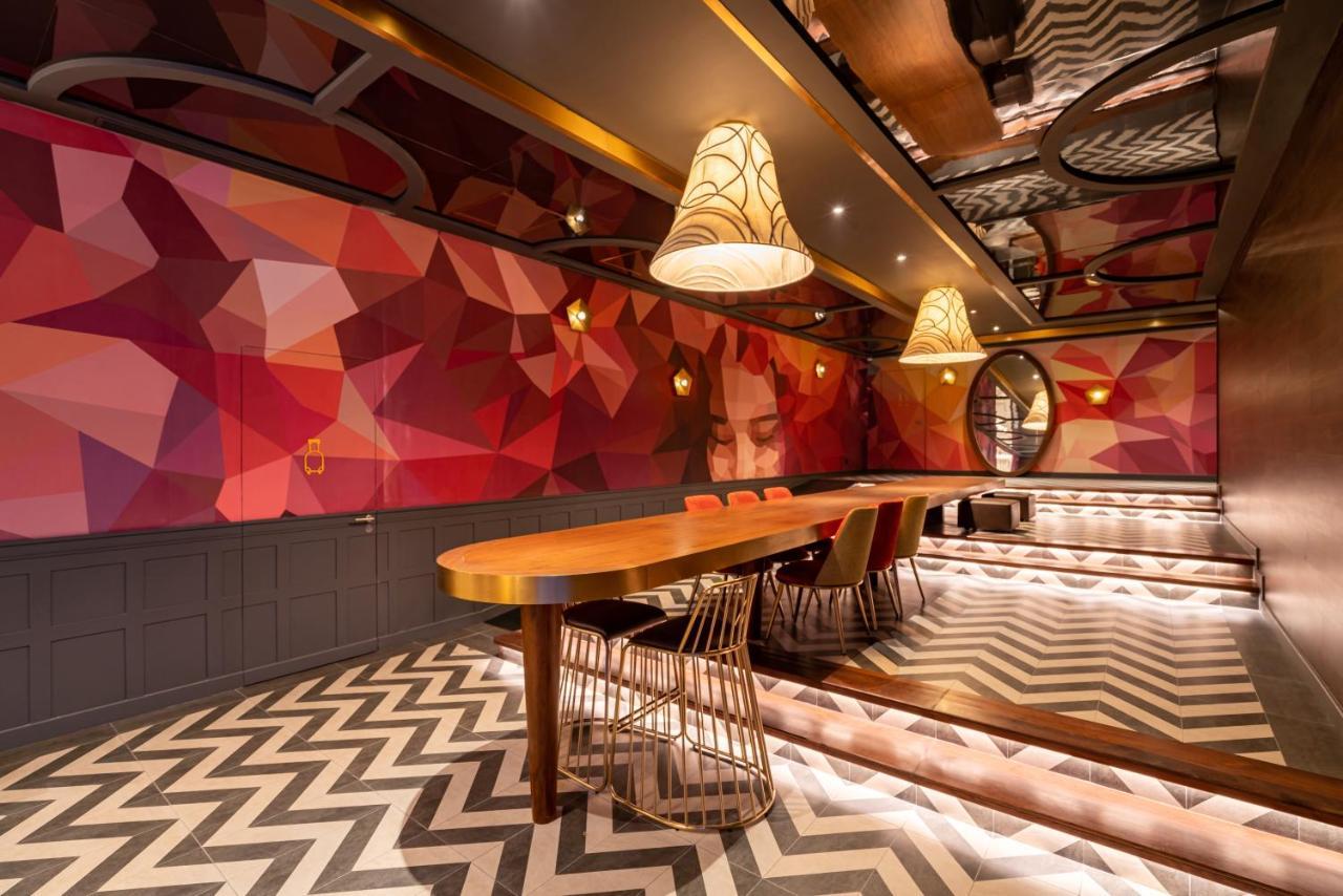 Fusion Original Saigon Centre Hotel Ho Chi Minh City Exterior photo The interior of the Starbucks Reserve Roastery in Milan, Italy